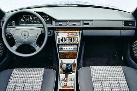 Mercedes-Benz Σειρά 200 230 E 1989 view 8