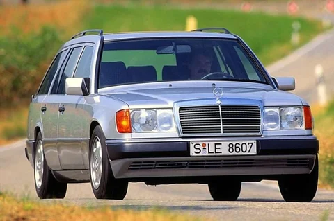 Mercedes-Benz Σειρά 200 300 TE 1989 view 4