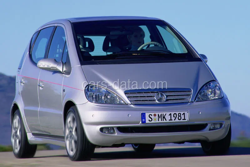 Mercedes-Benz Třída A A 210 Evolution 2002 front view