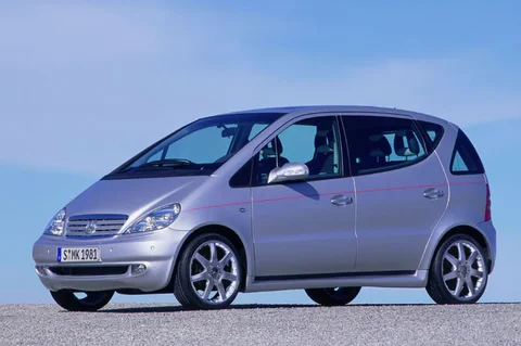 Mercedes-Benz Třída A A 210 Evolution 2002 view 4