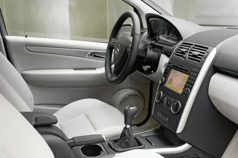 Mercedes-Benz Třída A A 150 BlueEFFICIENCY 2009 view 4
