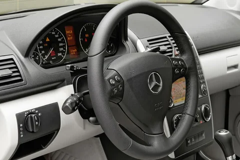 Mercedes-Benz Třída A A 150 BlueEFFICIENCY 2009 view 6