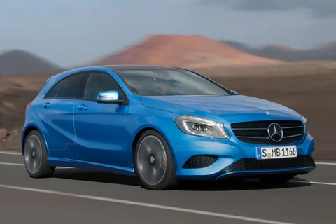 Mercedes-Benz Třída A A 250 2012 view 4
