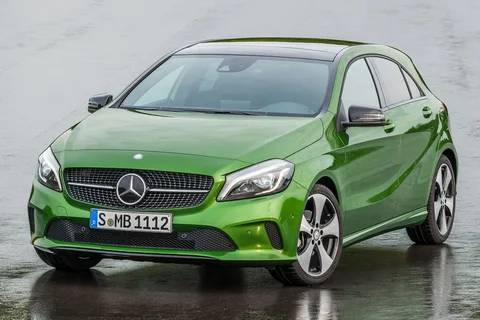 Mercedes-Benz Třída A A 180 BlueEFFICIENCY 2015 view 3