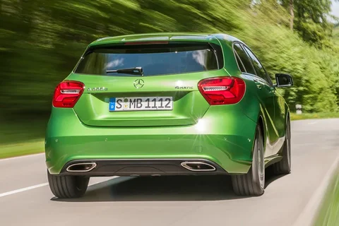 Mercedes-Benz Třída A A 180 BlueEFFICIENCY 2015 view 6