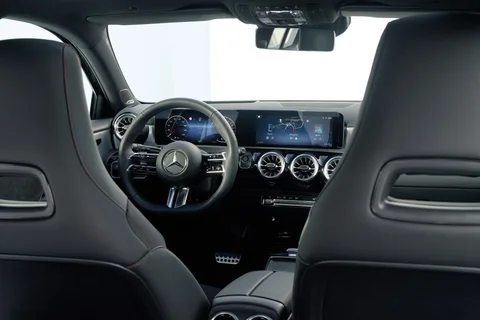 Mercedes-Benz Clase A Mercedes-Benz A 250 e Star Edition AMG Line Plus 2024 front view