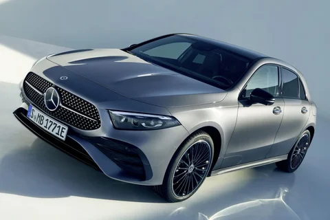 Mercedes-Benz Třída A A 250 e Business Solution 2025 view 5