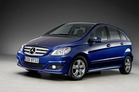Mercedes-Benz Třída B B 170 BlueEFFICIENCY 2009 view 3