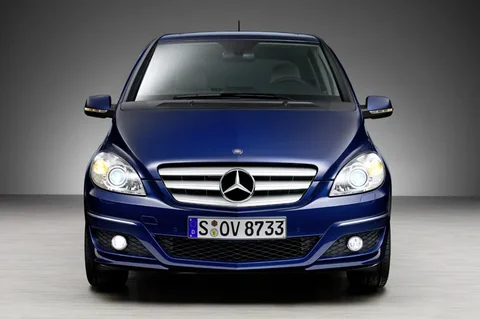 Mercedes-Benz Třída B B 170 BlueEFFICIENCY 2009 view 4