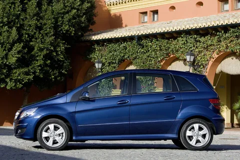 Mercedes-Benz Třída B B 170 BlueEFFICIENCY 2009 view 12