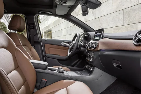 Mercedes-Benz B-Class B 200 Prestige 2014 view 8