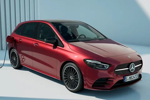 Mercedes-Benz Třída B B 250 e Business Solution 2025 view 3