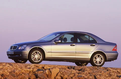 Mercedes-Benz Třída C C 320 Elegance 2000 view 4