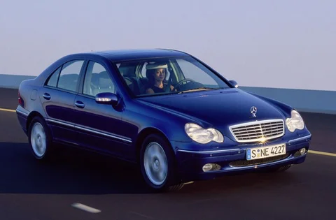 Mercedes-Benz Třída C C 320 Elegance 2000 view 5