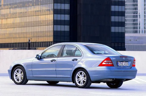 Mercedes-Benz Třída C C 320 Elegance 2000 view 6
