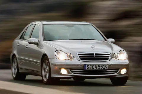 Mercedes-Benz Třída C C 230 Classic 2005 view 3