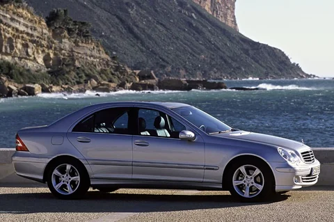 Mercedes-Benz Třída C C 230 Classic 2005 view 7