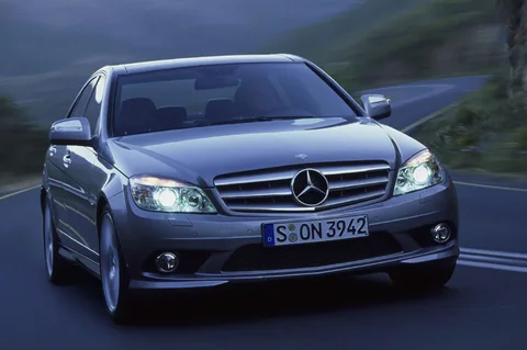 Mercedes-Benz Třída C C 350 CGI BlueEFFICIENCY Elegance 2009 view 3