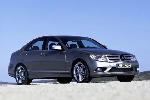 Mercedes-Benz Třída C C 350 CGI BlueEFFICIENCY Elegance 2009 view 4