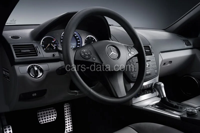 Mercedes-Benz Třída C C 250 CGI BlueEFFICIENCY Estate 2009 front view