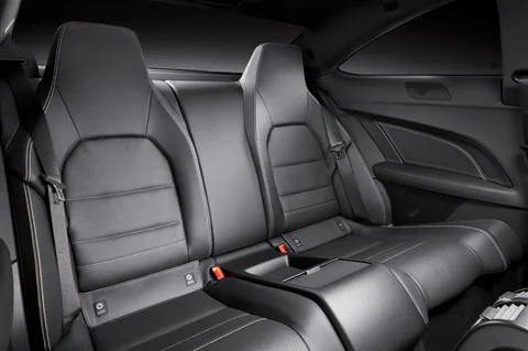 Mercedes-Benz Třída C C 250 Coupé 2011 view 3