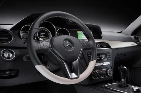 Mercedes-Benz Třída C C 250 Coupé 2011 view 5