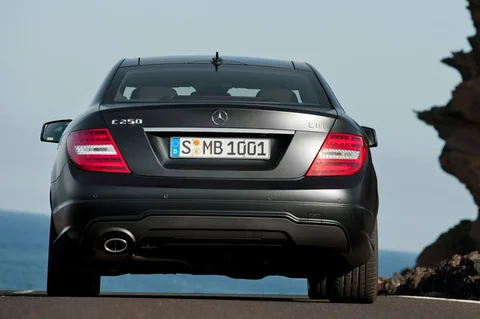 Mercedes-Benz Třída C C 250 Coupé 2011 view 8