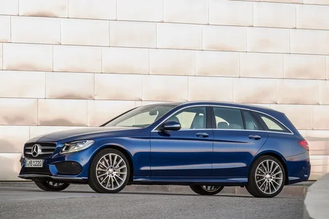 Mercedes-Benz Třída C C 350 e Estate 2017 view 7
