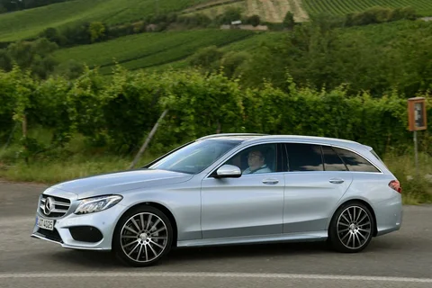 Mercedes-Benz Třída C C 350 e Estate 2017 view 8
