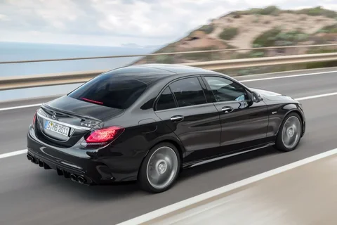 Mercedes-Benz Třída C C 300 e 2019 view 11