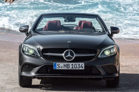 Mercedes-Benz Třída C C 200 Cabriolet 2018 view 3