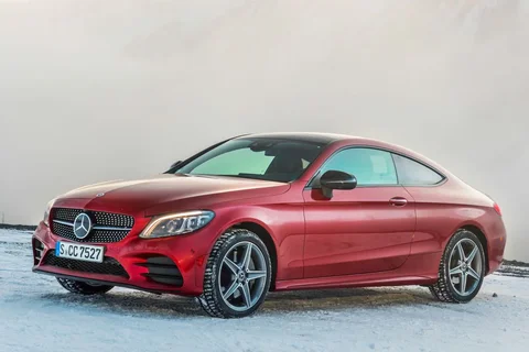 Mercedes-Benz Třída C C 200 Coupé 2018 view 4