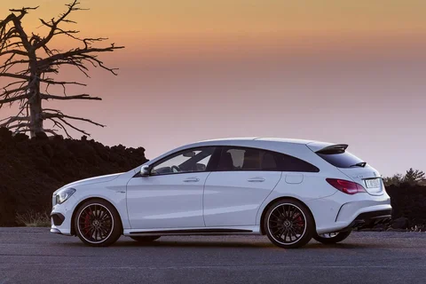Mercedes-Benz CLA 180 d Shooting Brake Ambition 2015 view 12
