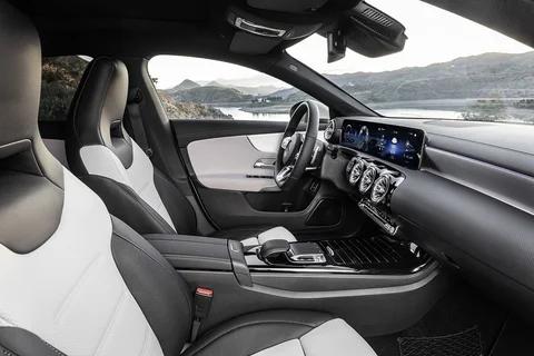Mercedes-Benz CLA 250 e Shooting Brake 2020 view 6