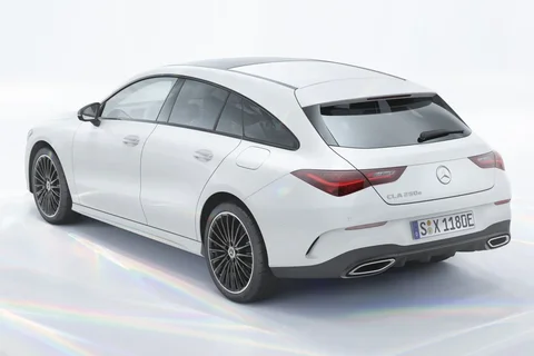 Mercedes-Benz CLA 250 e Shooting Brake Business Solution 2025 view 4