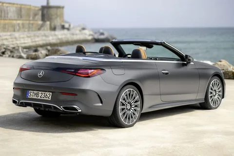 Mercedes-Benz CLE 200 AMG Line Cabriolet 2024 view 3