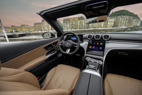 Mercedes-Benz CLE 200 AMG Line Cabriolet 2024 view 12