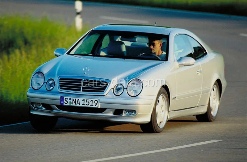 Mercedes-Benz CLK 200 Kompressor Elegance 2000 front view