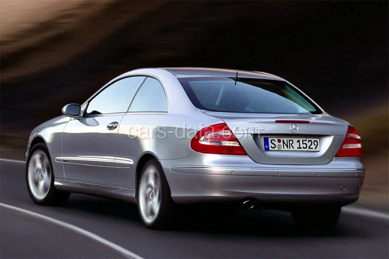 Mercedes-Benz CLK 320 Elegance 2002 front view