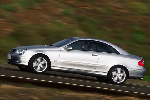 Mercedes-Benz CLK 240 Elegance 2002 view 2