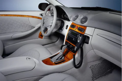 Mercedes-Benz CLK 240 Elegance 2002 view 8