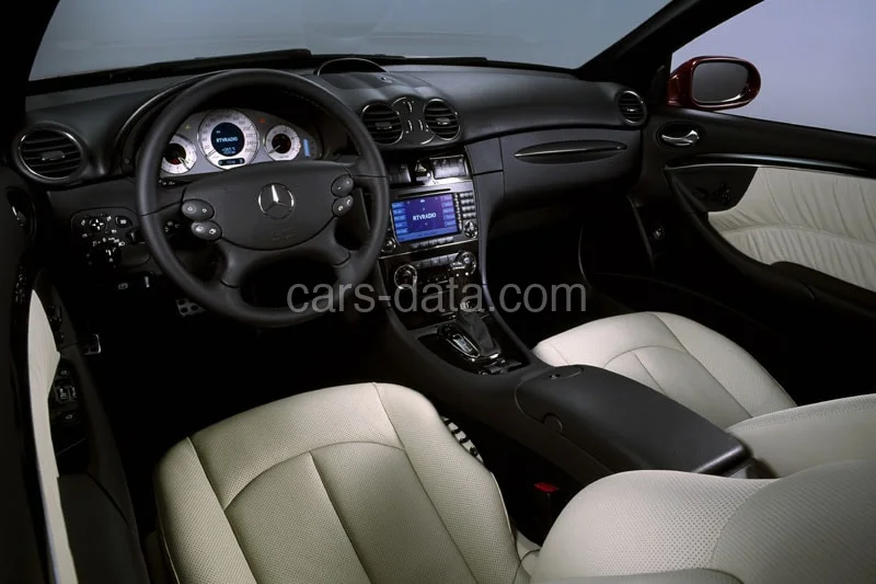 Mercedes-Benz CLK 200 Kompressor Cabriolet Elegance 2005 front view