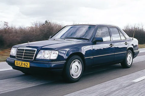 Mercedes-Benz Κλάση E 1993 front view
