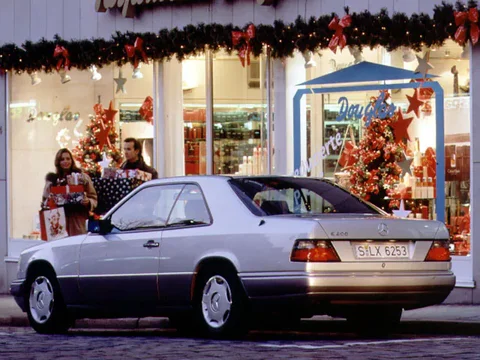 Mercedes-Benz Třída E E 320 Coupé 1993 view 7