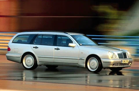 Mercedes-Benz Třída E E 55 AMG Combi 1998 view 1