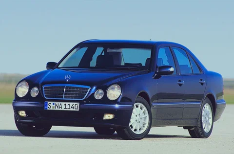 Mercedes-Benz Κλάση E 1999 front view