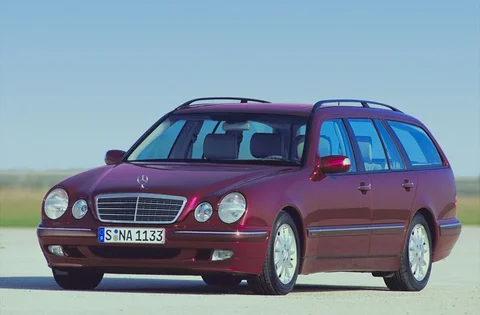 Mercedes-Benz Třída E E 200 Elegance Combi 1999 view 4