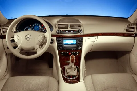 Mercedes-Benz Třída E E 320 CDI Elegance Combi 2003 view 2