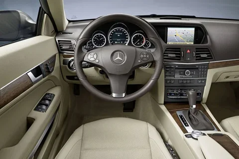 Mercedes-Benz Třída E E 350 CGI BlueEFFICIENCY Coupé 2009 view 6