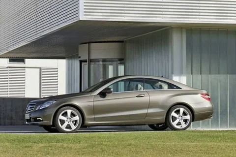 Mercedes-Benz Třída E E 350 CGI BlueEFFICIENCY Coupé 2009 view 7